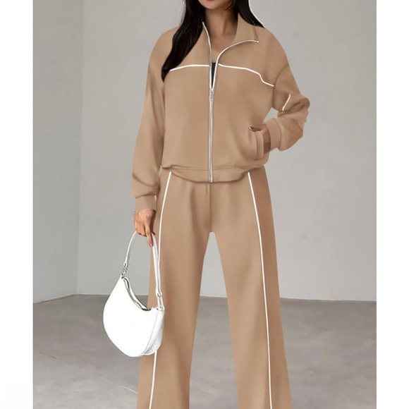 Women's Two Piece Set - Picture 4 of 16